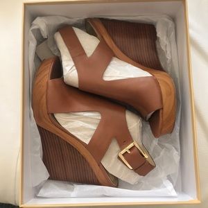 Michael Kors brown leather wedges